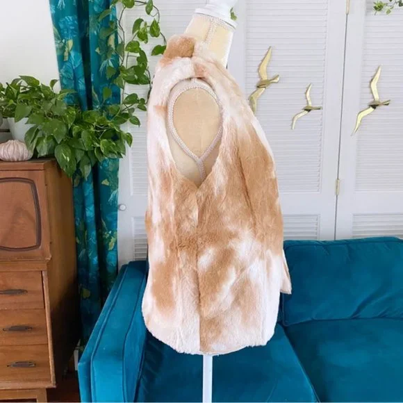 EntroCow Print Fuzzy Layering Vest With Pockets Camel Tan Cream New Small